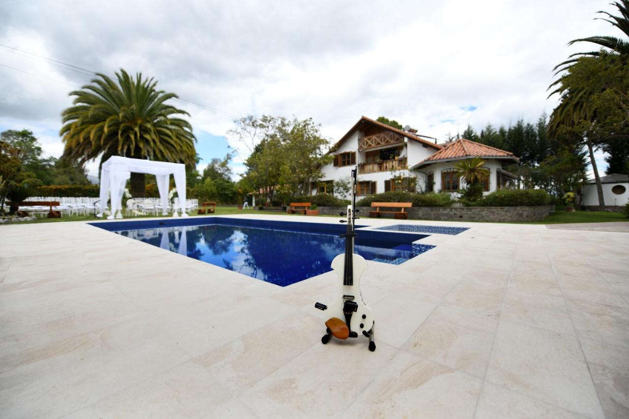 Quinta La Constanza Hotel Tababela Bagian luar foto